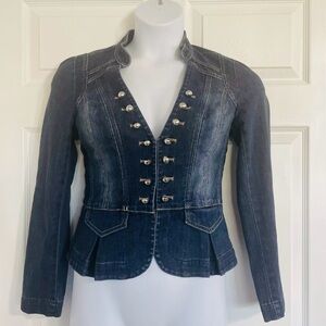White House Black Market Size 6 Jean Jacket